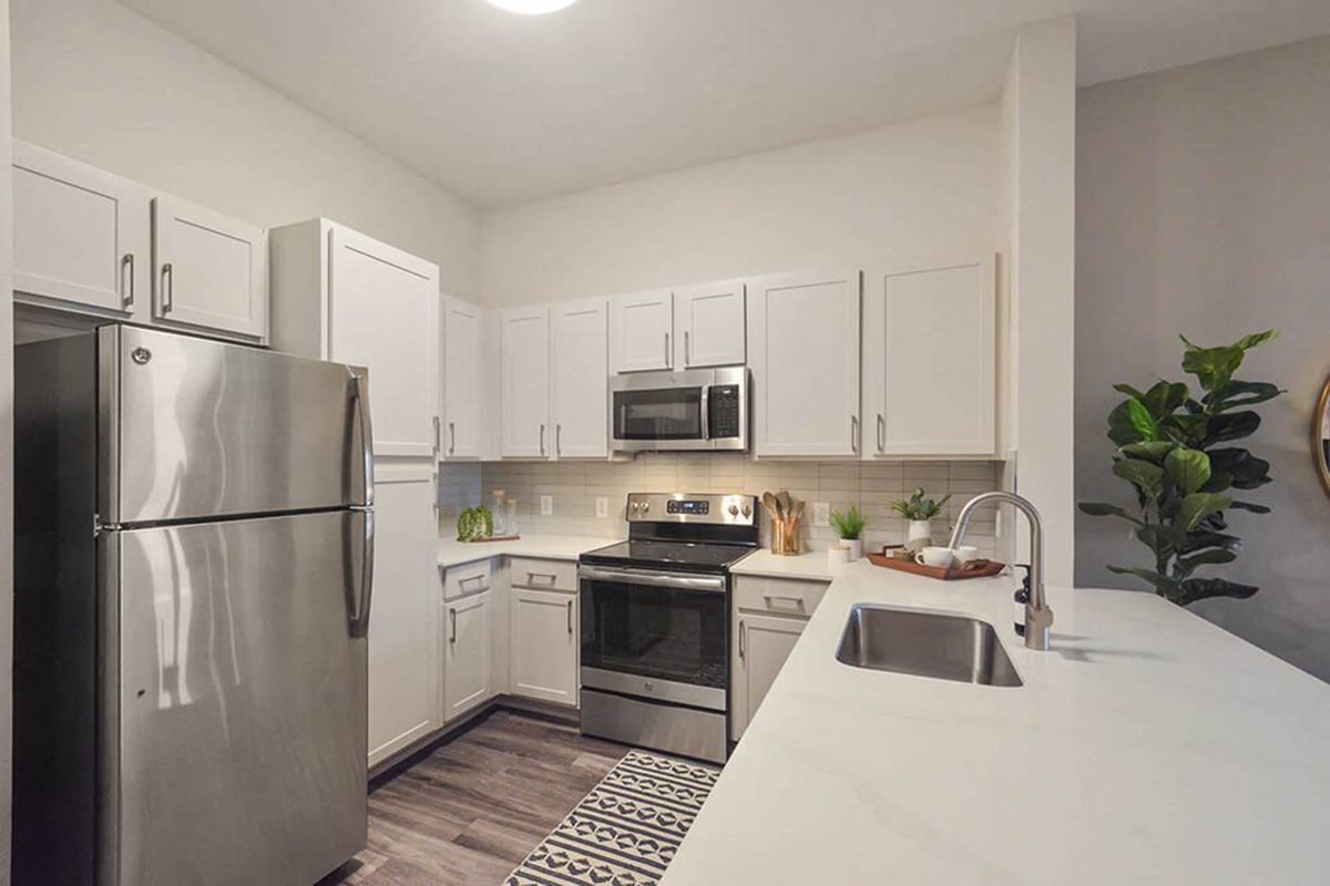 Gramercy On The Park Apartments